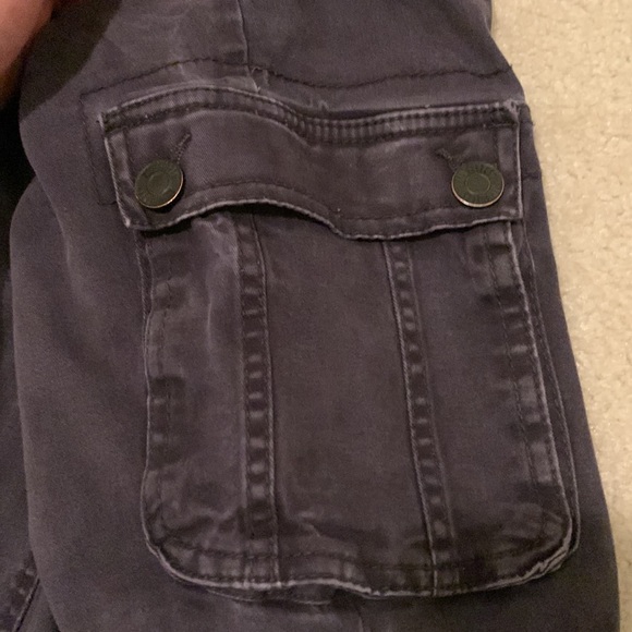 Jeaniology Black Cargo Joggers - Picture 3 of 4